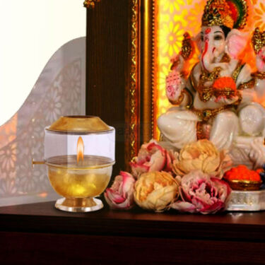 Brass Akhand Diya With Adjustable Bati (1BAD3N)