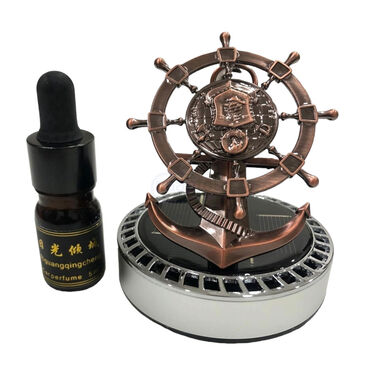 Car Dashboard Solar Powered Ship Wheel