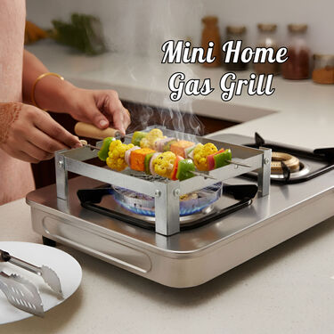 Portable Folding Barbeque Gas Grill + 2 BBQ Skewers (1BGG1)