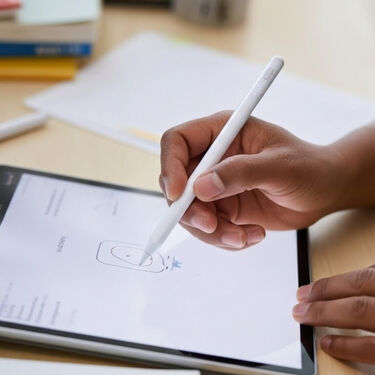 Universal Rechargeable Stylus Pen (RSP)