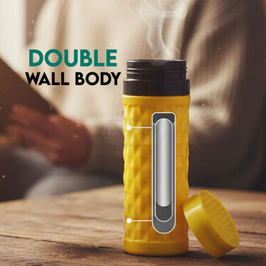 Hot Insulated Flask (500ml) + Free 2 Double Wall Cup With Lid (1F2C6)