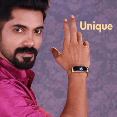 Golden Digital Watch (DW8)