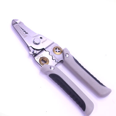 21 Pcs Screwdriver Socket Tool Kit With 6 in 1 Pliers Tool Wire Strippers (HT43)