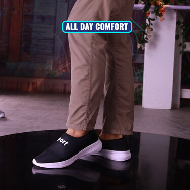 Pick Anyone Lightweight & Comfortable Sports Shoe With Free Sunglass (SSC35)